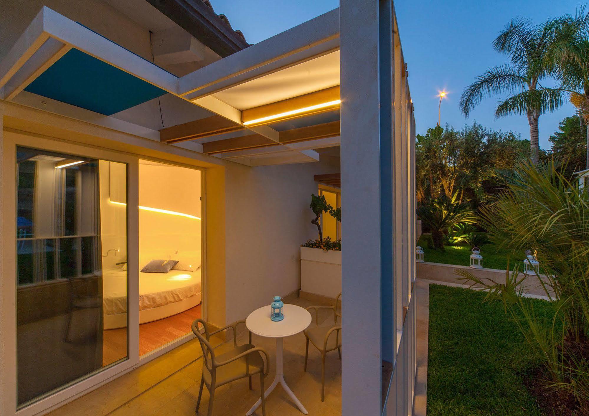 Calapetra Resort Фонтане-Бьянке Экстерьер фото